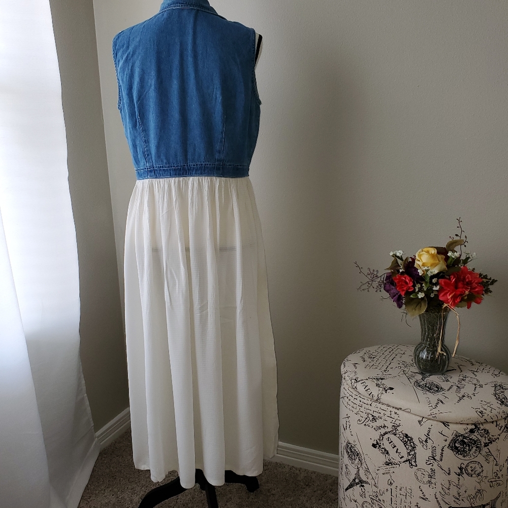 Studio Ease Maxi Dress - Picture 3 of 6